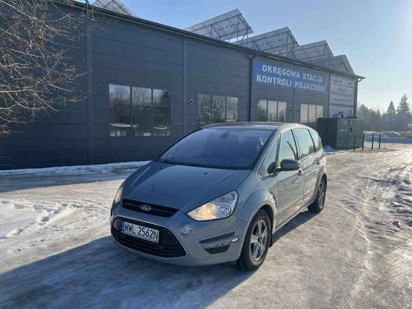 Ford S-Max 2010 Ząbki - Надійний сімейний автомобіль 4