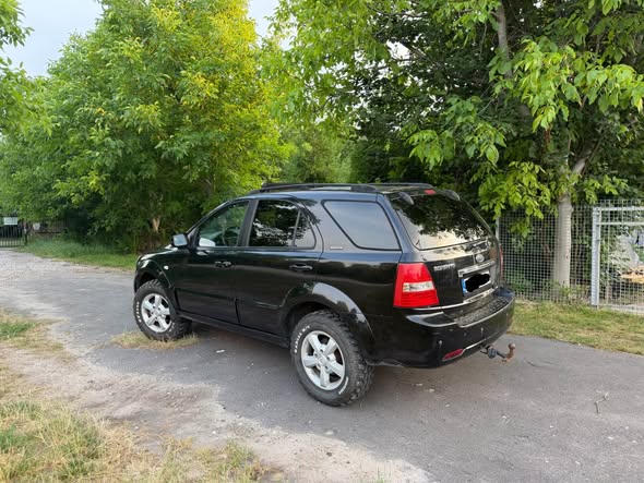 Kia Sorento 2.5 дизель 4x4, 2007 (Варшава) 3