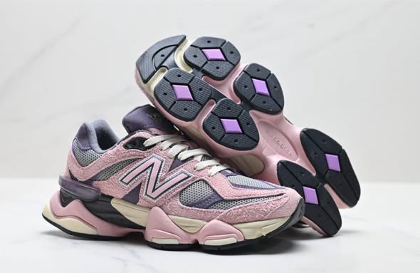 Кросівки New Balance 9060 у Ząbki